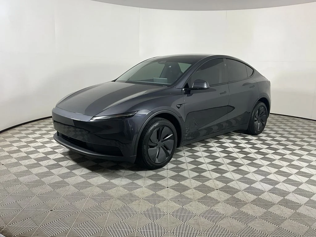 2026 Tesla Model Y Long Range Rear Wheel Drive's photo