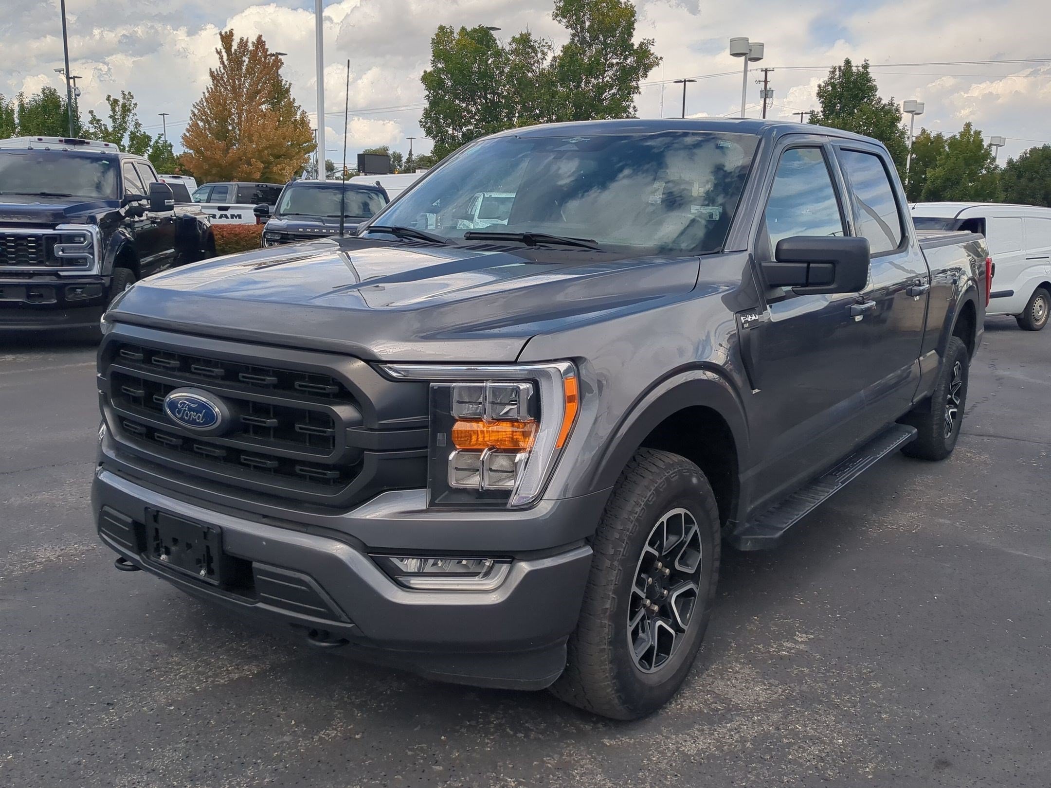Used 2023 Blue Ford XLT image 8