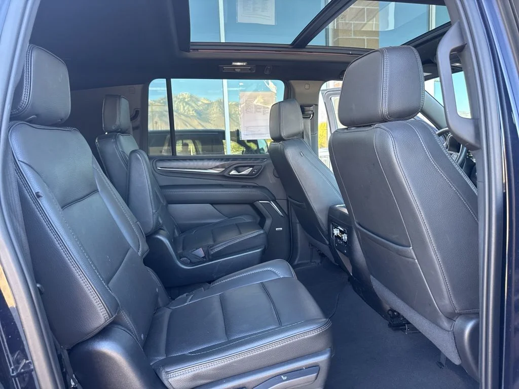 Used 2023 Blue GMC Denali image 25