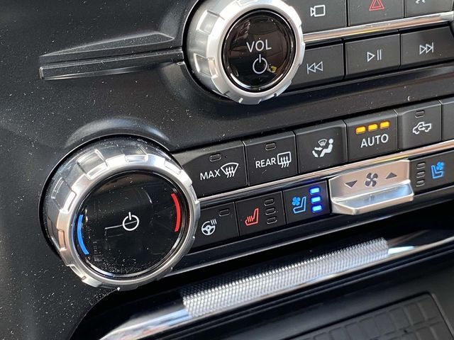 New 2026 Carbonized Gray Metallic Ford King Ranch® image 20