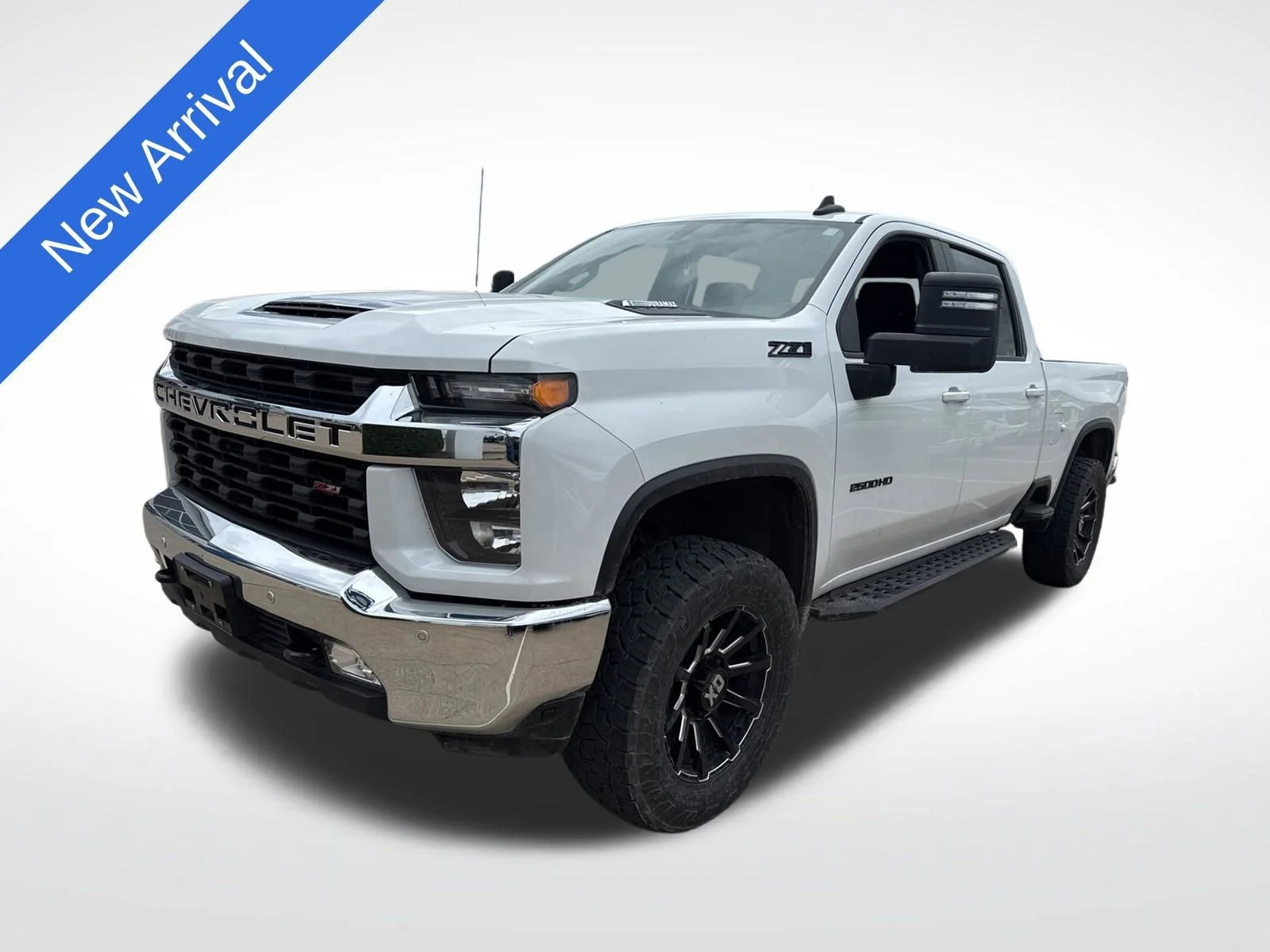 2022 Chevrolet Silverado HD LT 4WD Crew Cab Standard Box's photo