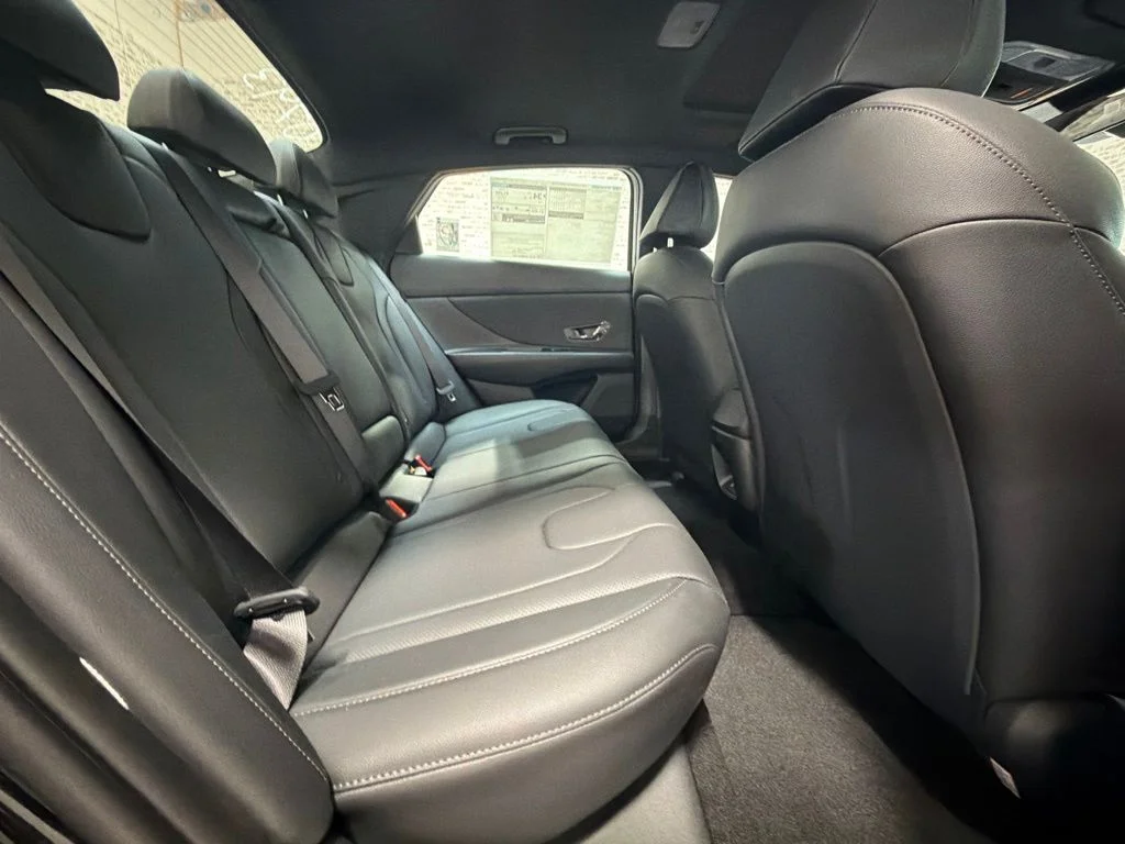 New 2026 Abyss Black Hyundai SEL Sport image 12