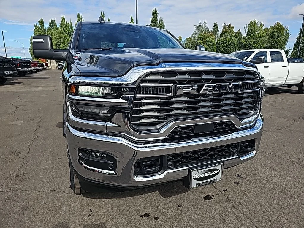 2025 RAM 3500 Tradesman - Photo 6