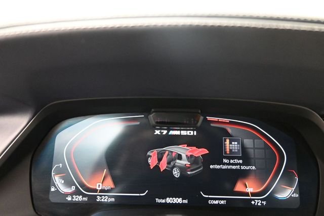 Used 2021 White BMW M50i image 12
