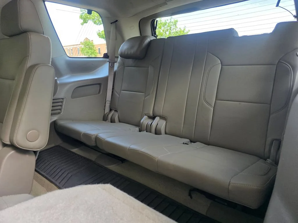 Used 2016 IRIDESCENT PEARL TRICOAT Chevrolet LTZ image 26