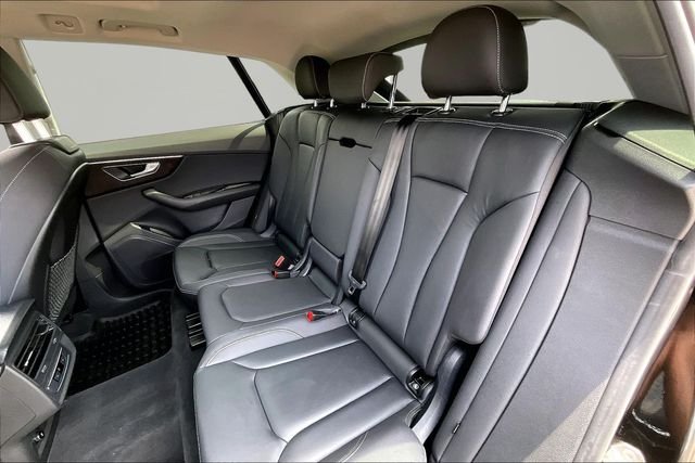 Used 2023 Black Audi 55 Premium image 28