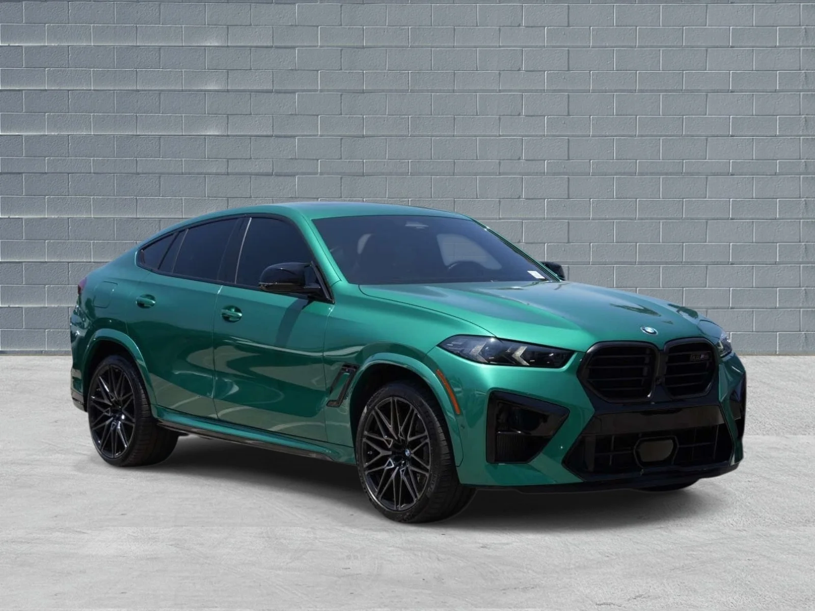 2024 BMW X6 M Competition's photo
