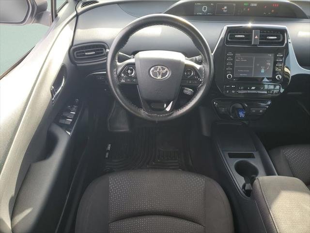 Certified Used 2021 CLASSIC SILVER MET Toyota  image 12