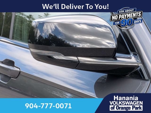 Used 2024 Gray Jeep Altitude image 10