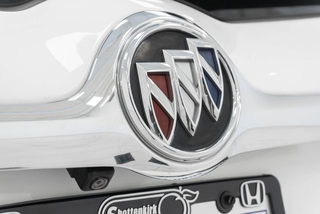Used 2020 White Buick Essence image 11