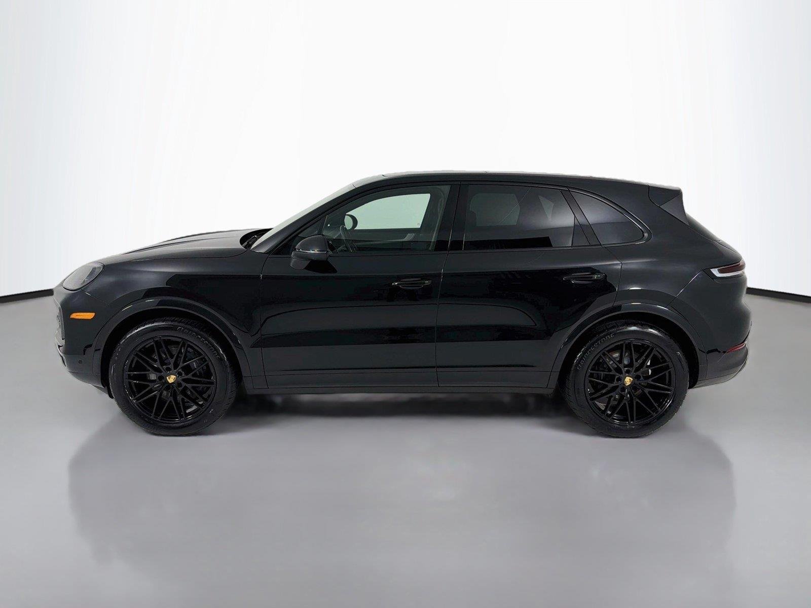 Used 2024 Chromite Black Metallic Porsche  image 2