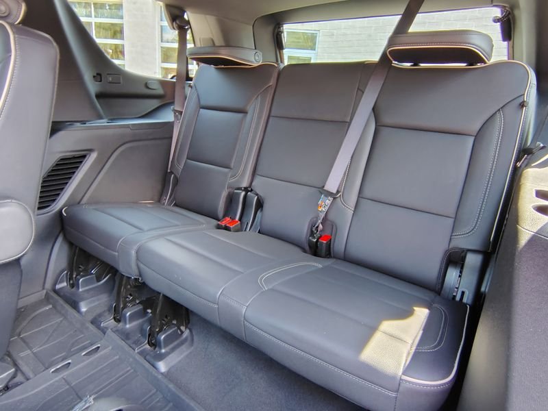 Used 2025 Red Chevrolet Premier image 21
