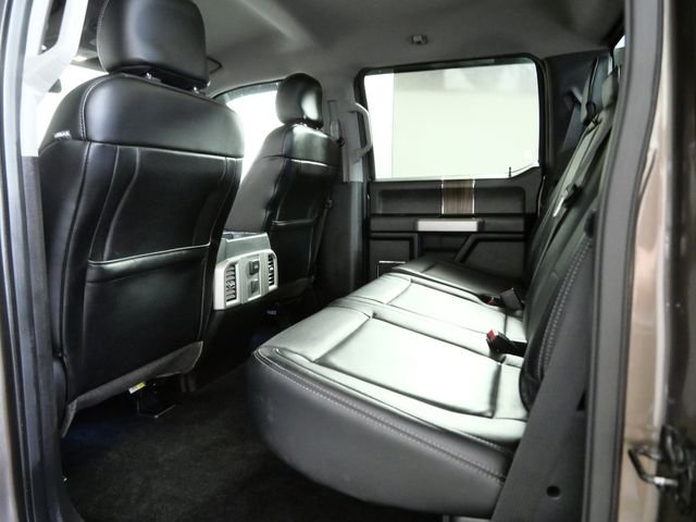 Used 2015  Ford Lariat image 16