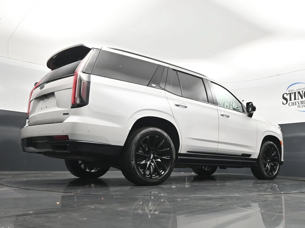 2022 Cadillac Escalade Sport - Photo 32