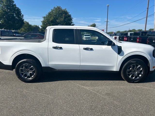 New 2026 Oxford White Ford XLT image 9