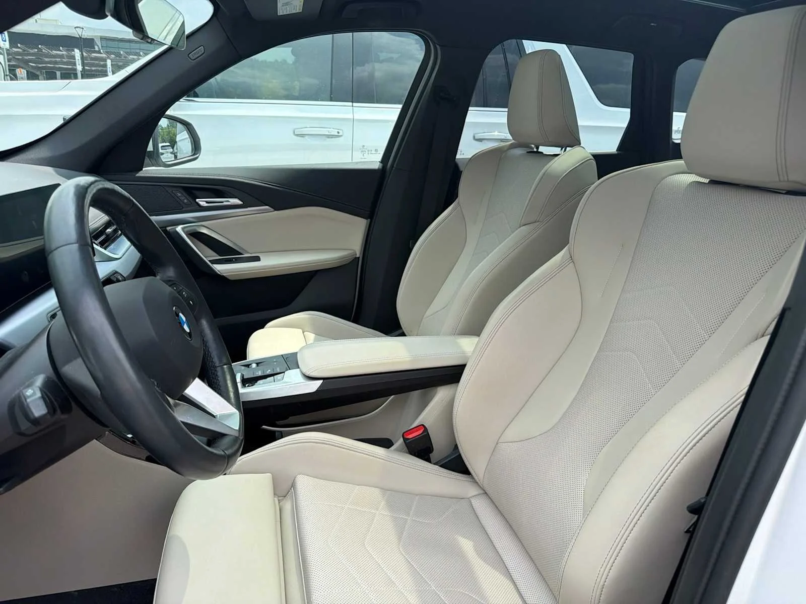 Certified Used 2023 Mineral White Metallic BMW xDrive28i image 16