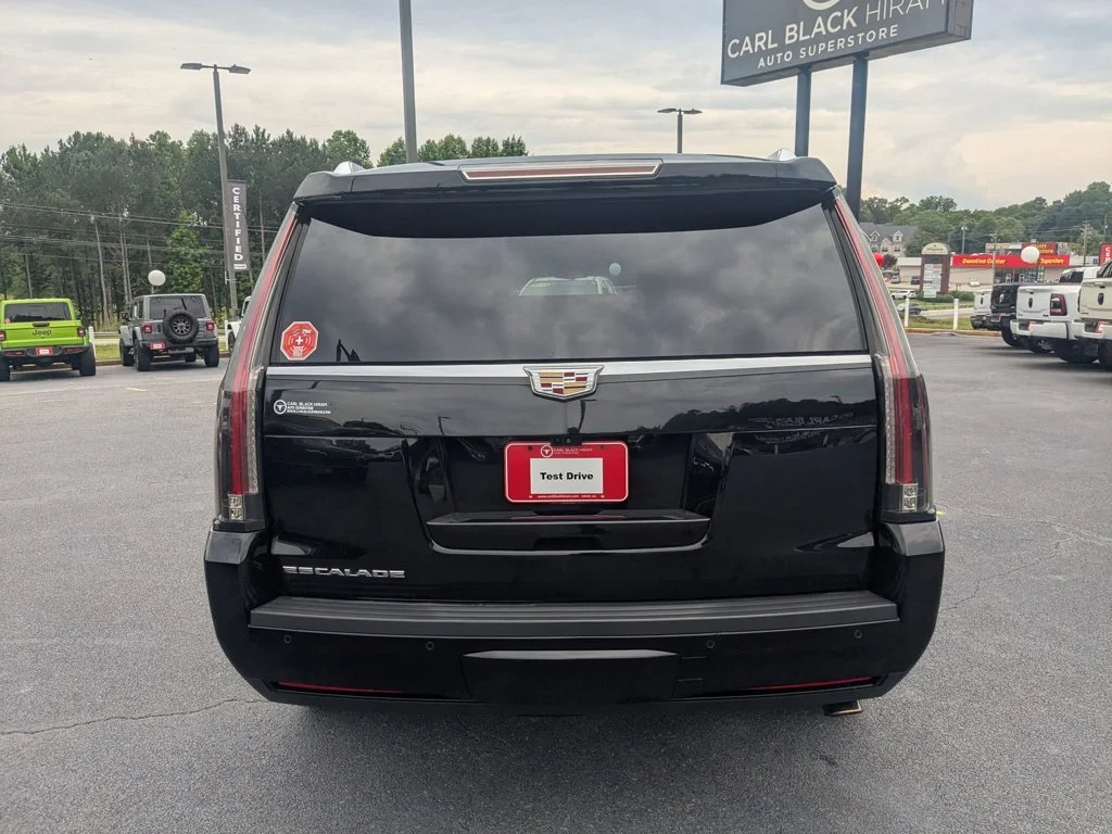 Used 2019 Black Raven Cadillac Luxury image 6