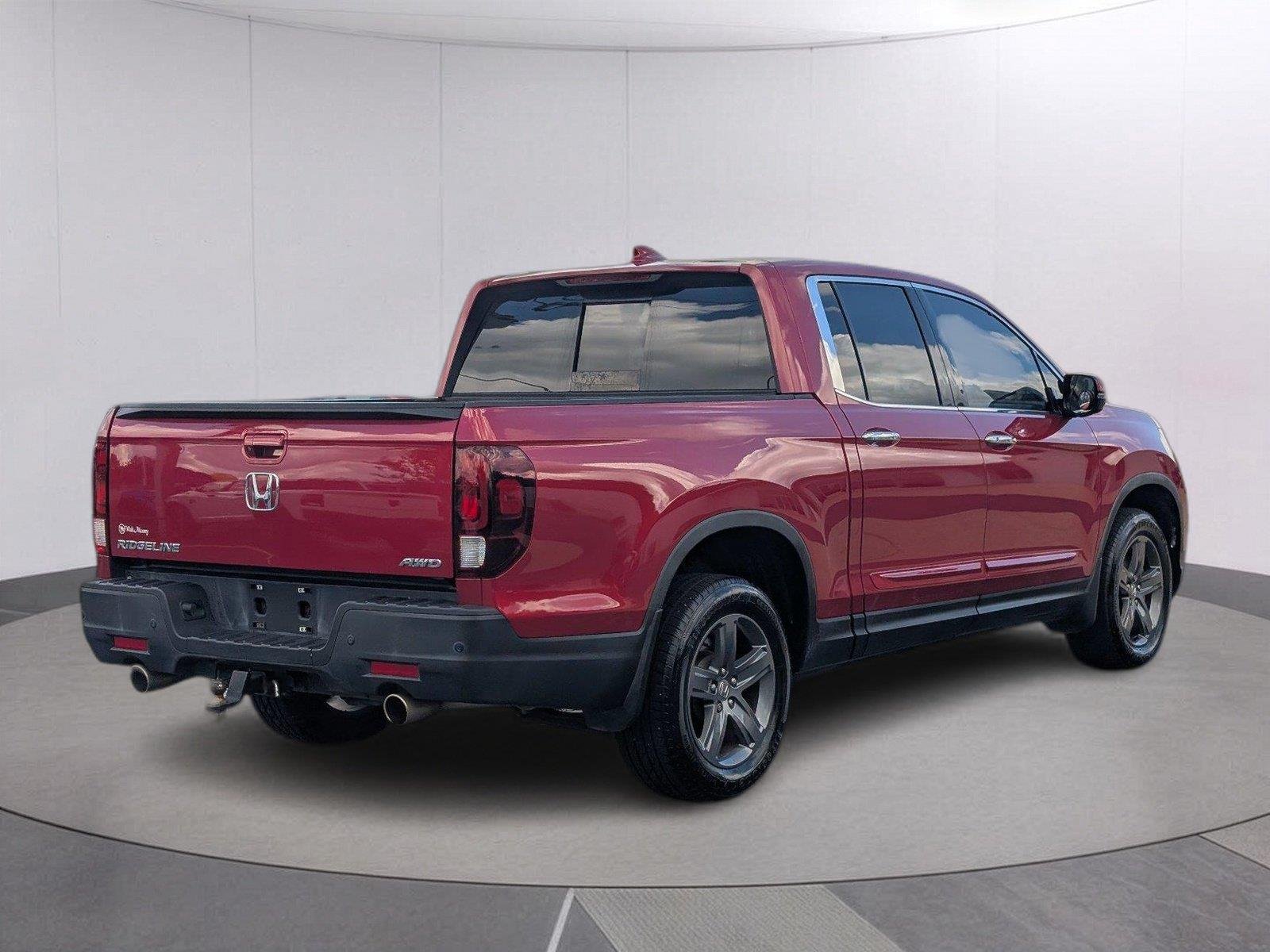 Used 2022 Radiant Red Metallic II Honda RTL-E image 6