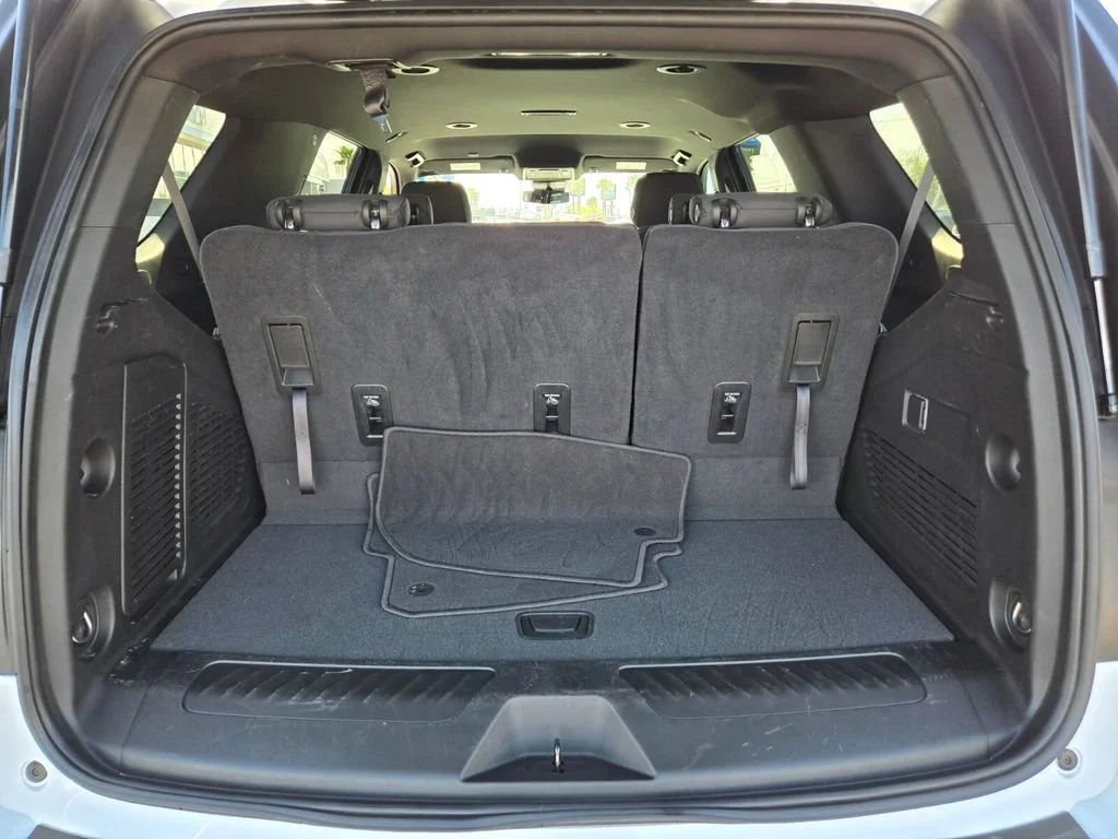 Used 2024 Summit White Chevrolet LS image 13