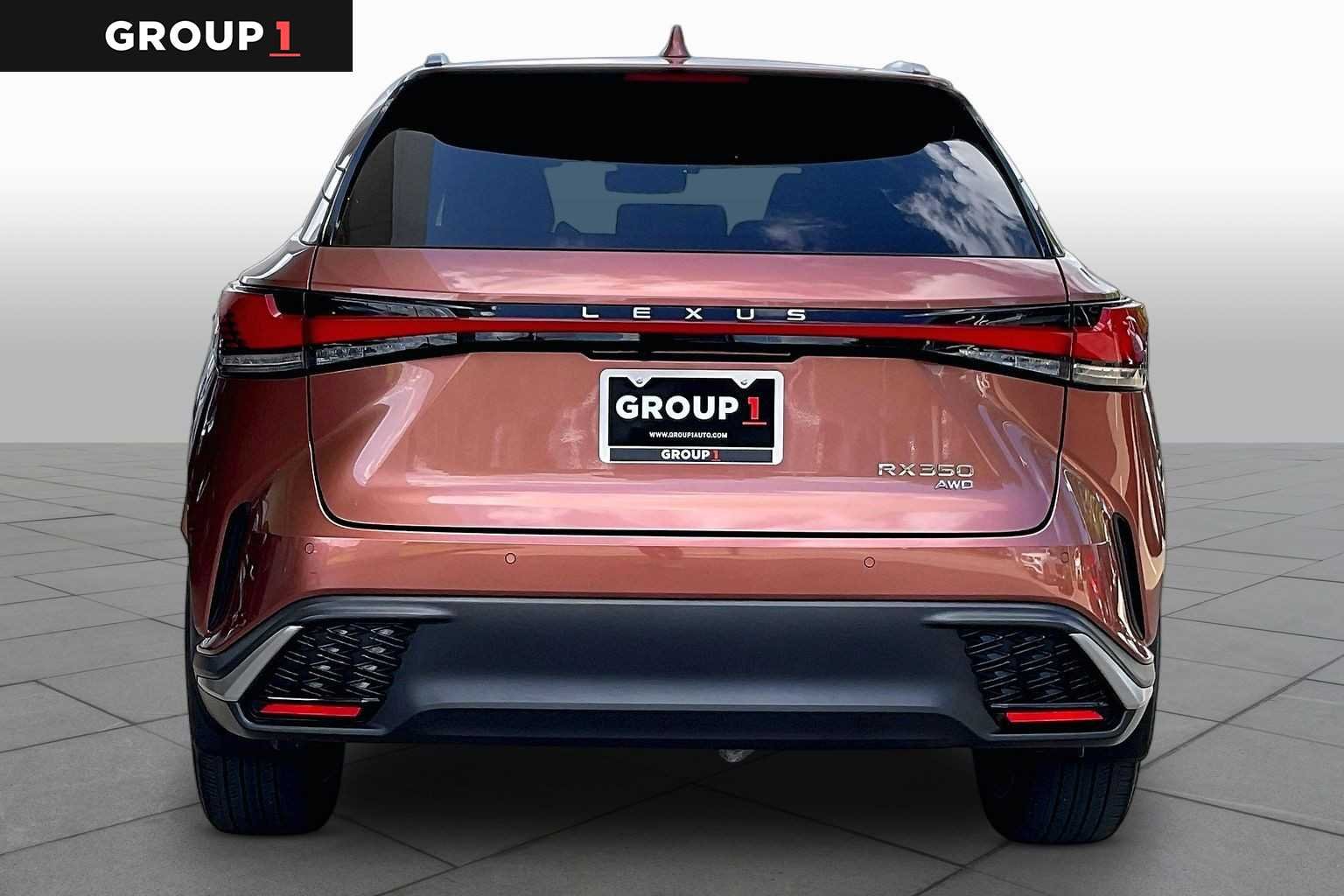 Used 2024 Copper Crest Lexus F SPORT Handling image 5