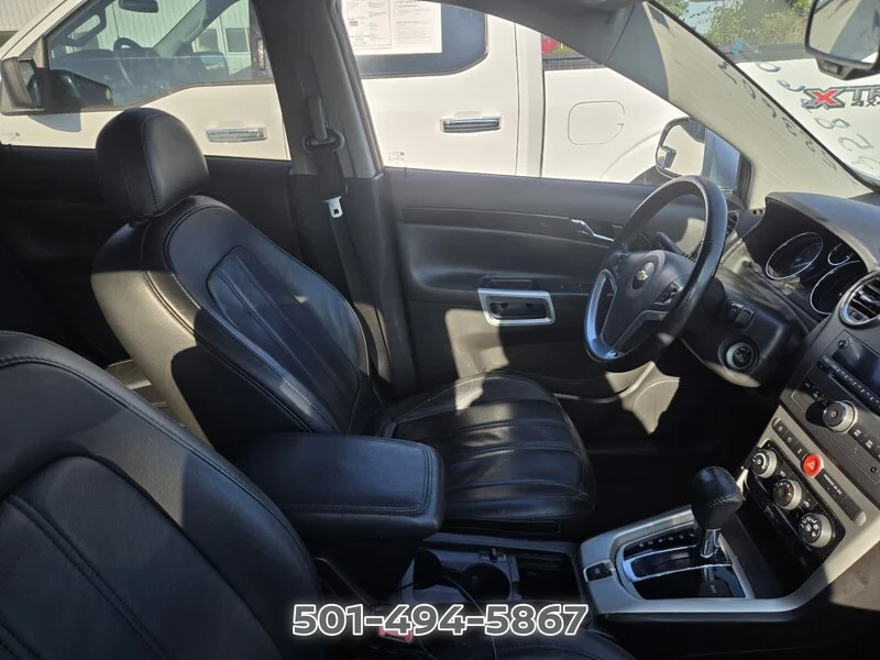Used 2014 Silver Ice Metallic CHEVROLET LTZ image 10