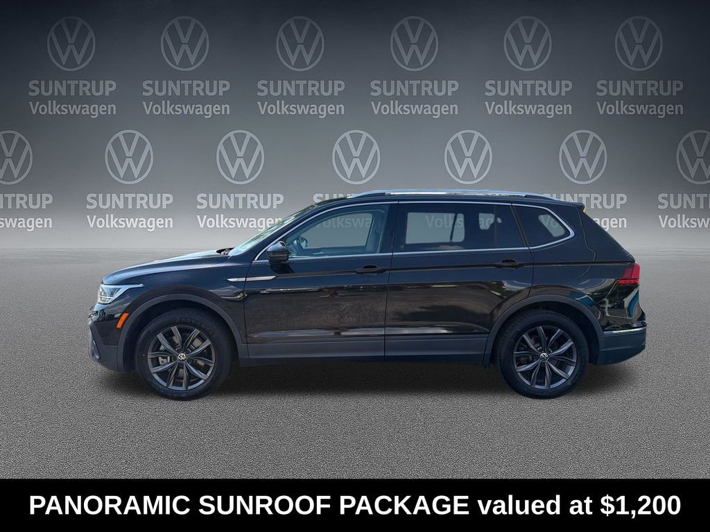 Used 2023 Black Volkswagen 2.0T SE image 2