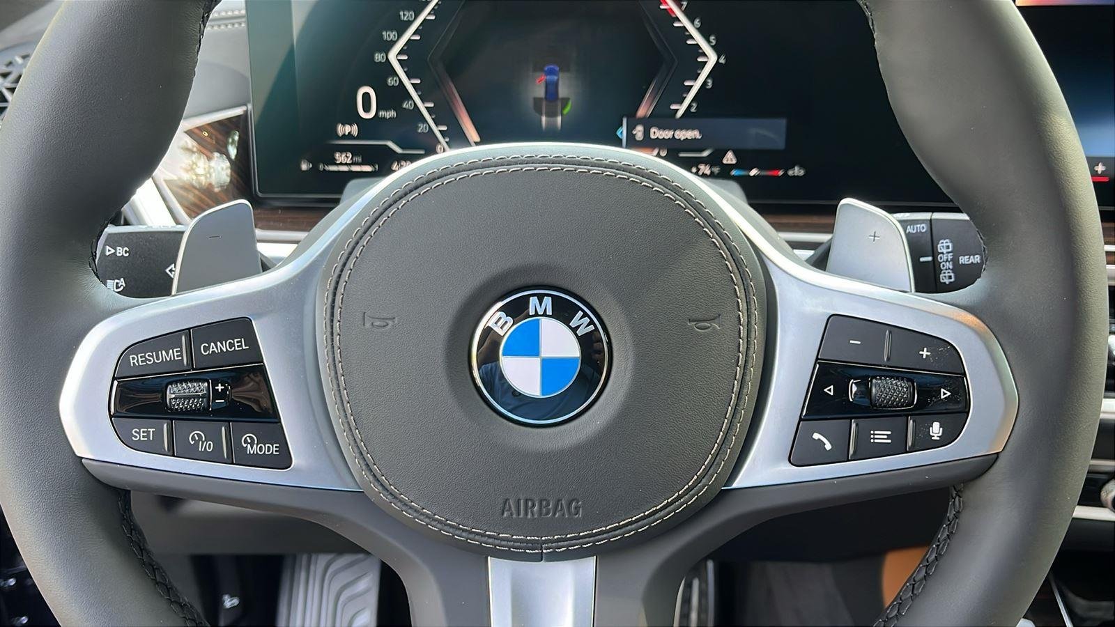 New 2026 Tanzanite Blue II Metallic BMW xDrive40i image 11