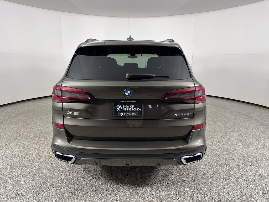 Used 2022 Manhattan Green Metallic BMW xDrive40i image 7