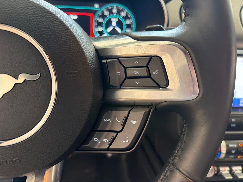 Used 2021 White Ford EcoBoost Premium image 28