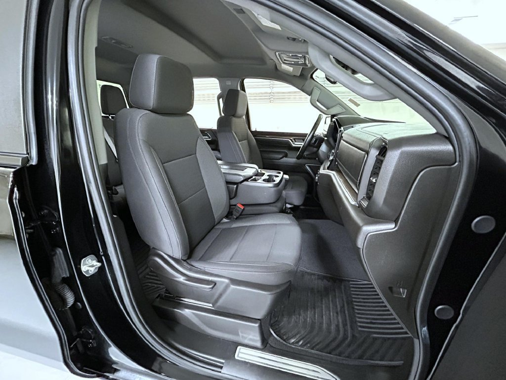 2025 Chevrolet Silverado 1500 LT - Photo 16