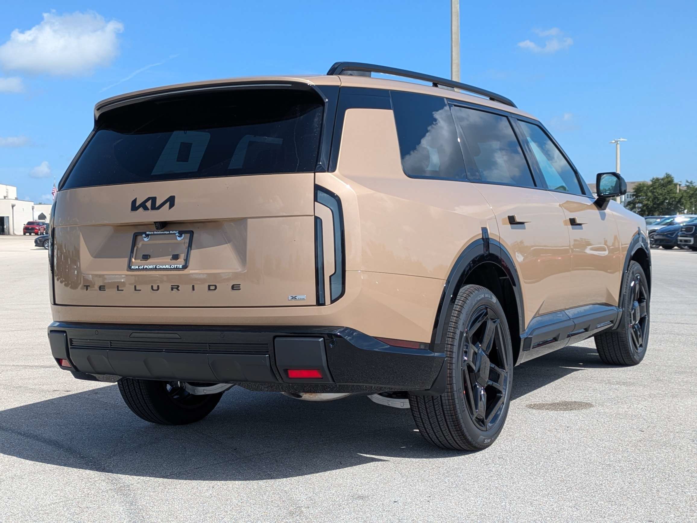 New 2027 Terrain Brown Kia X-Line EX image 5