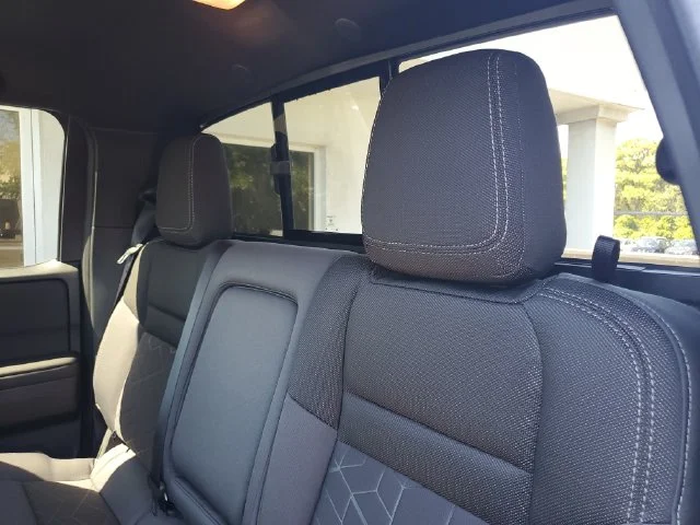 2026 Nissan Frontier SV - Photo 31