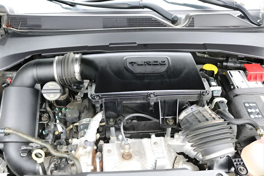 Used 2024 Black Jeep Limited image 10