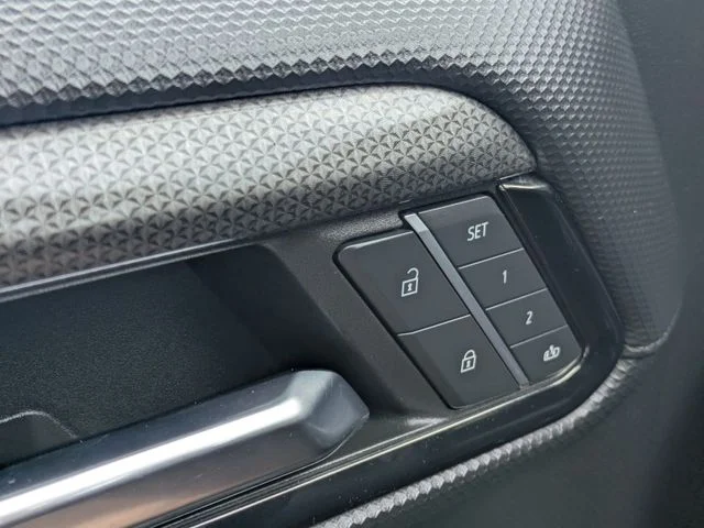 Used 2024 Slate Gray Metallic Chevrolet ZR2 image 28