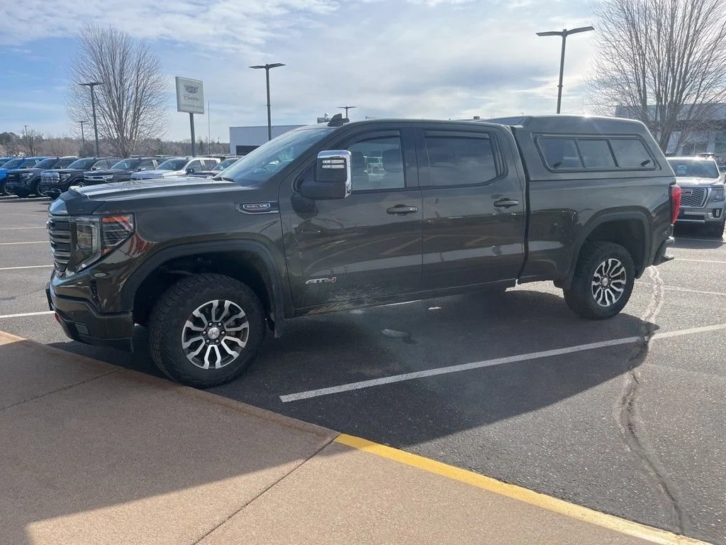 2023 GMC Sierra 4WD Crew Cab Short Box AT4's photo