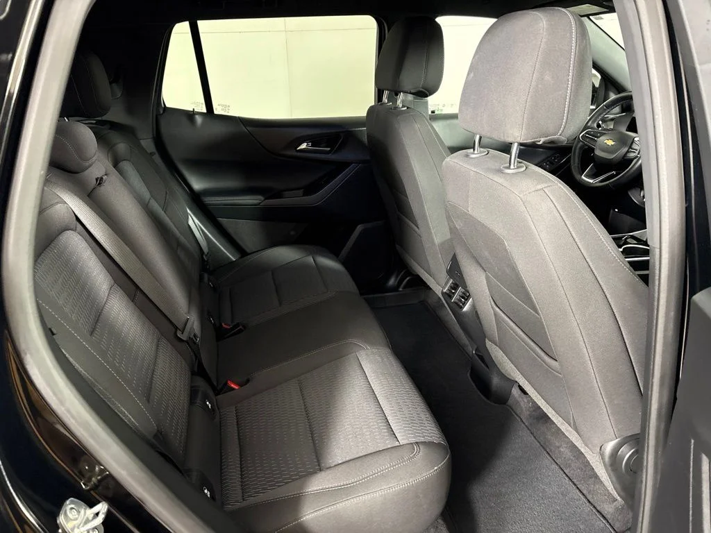 Used 2025 Black Chevrolet LT image 19