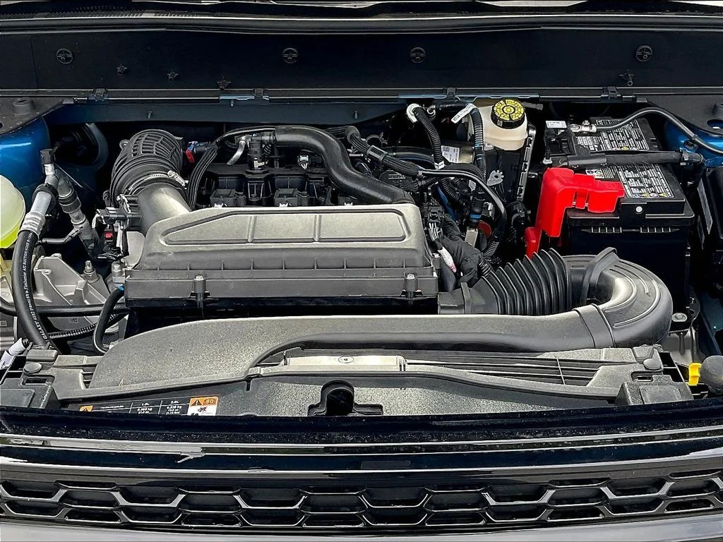 New 2026 Velocity Blue Metallic Ford Outer Banks® image 10