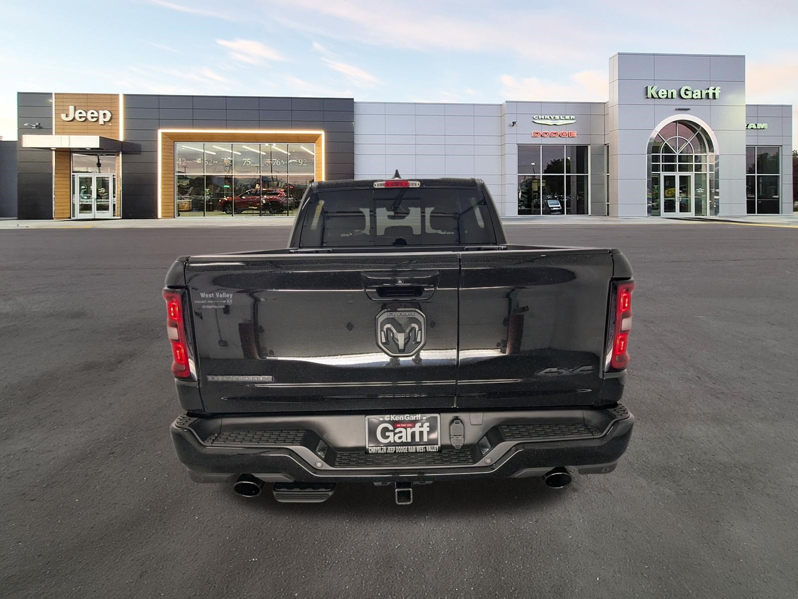 New 2026 Diamond Black Crystal Pearl-Coat Exterior Paint RAM Big Horn image 5