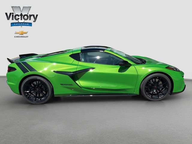 2027 Chevrolet Corvette 3LT - Photo 8