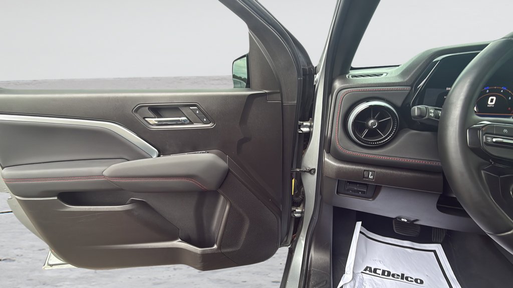 Used 2023 Sterling Gray Metallic Chevrolet Z71 image 26