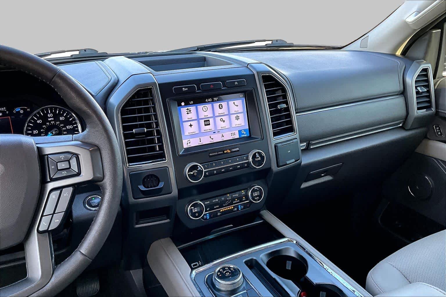 Used 2019 Stone Gray Ford XLT image 9