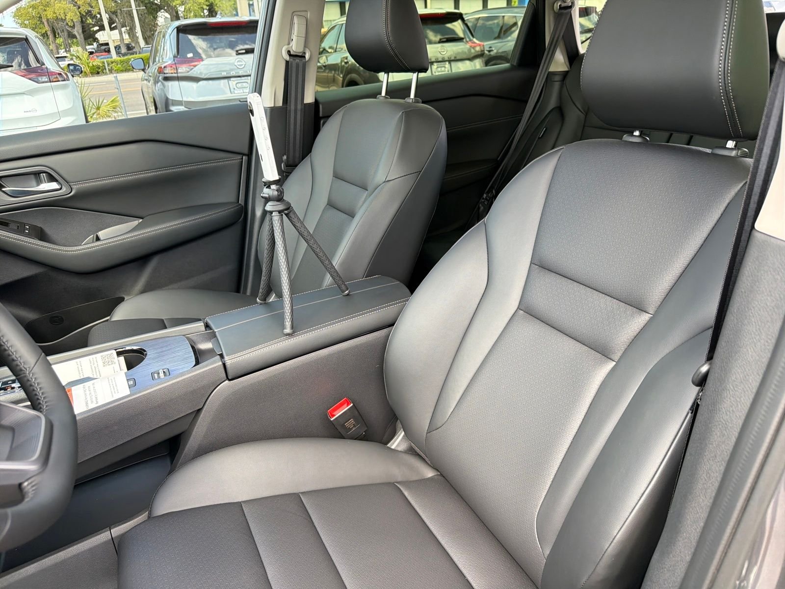 New 2026 Nissan Rogue Dark Armor 4D Sport Utility