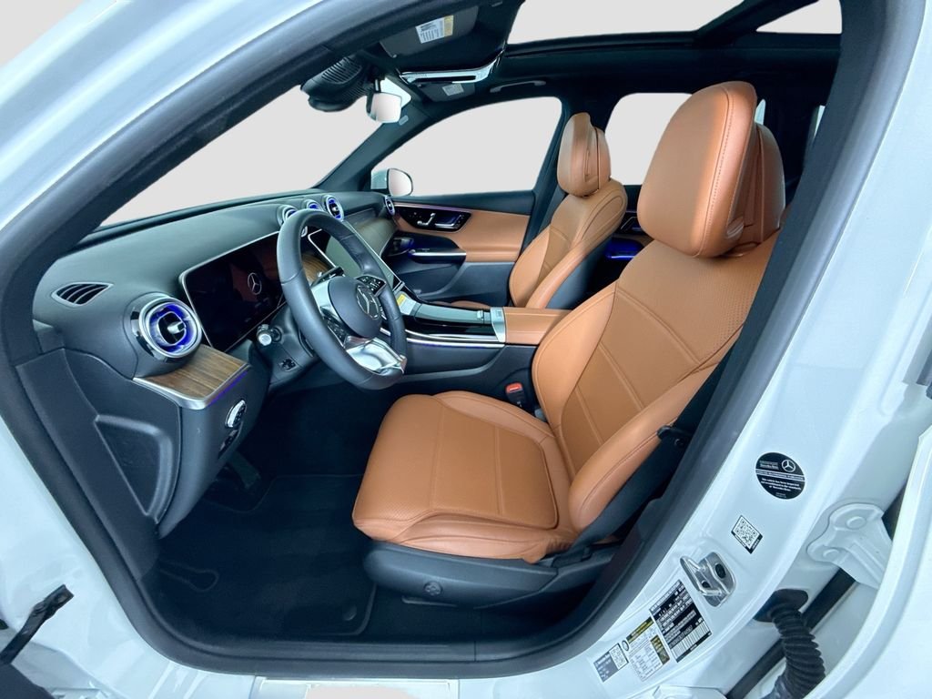 Used 2026  Mercedes-Benz GLC 300 image 20