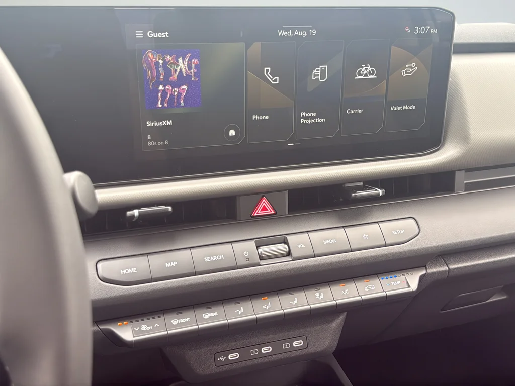 New 2027 Snow White Pearl Kia LX image 16