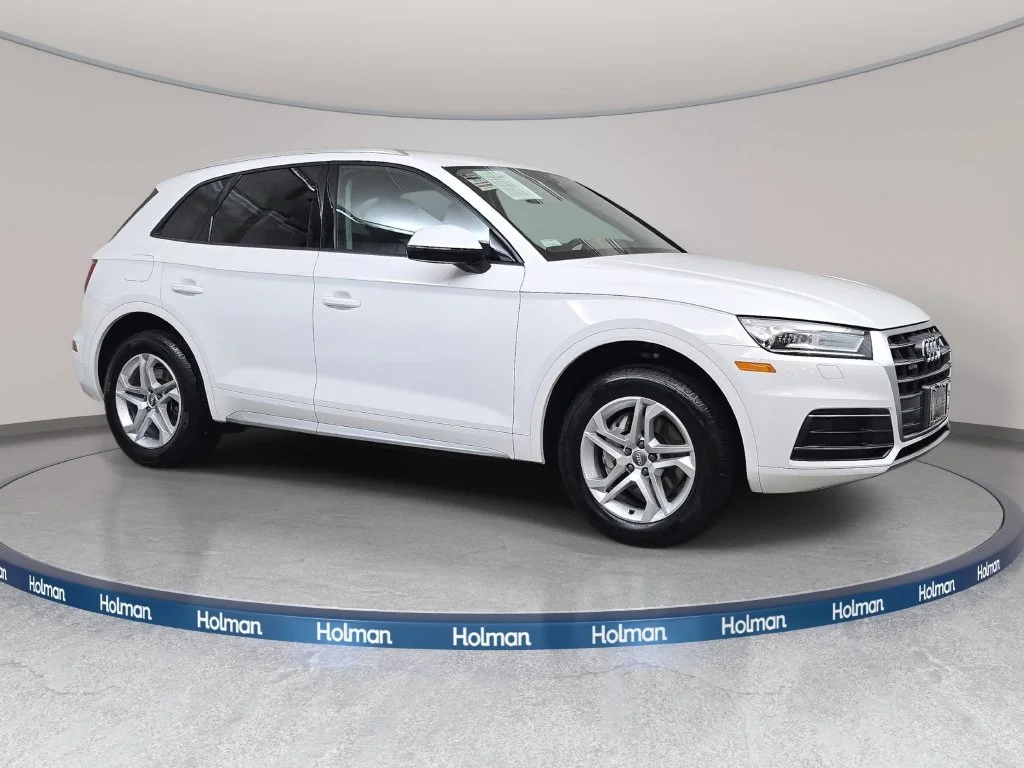 Used 2018  Audi 2.0T Premium image 4