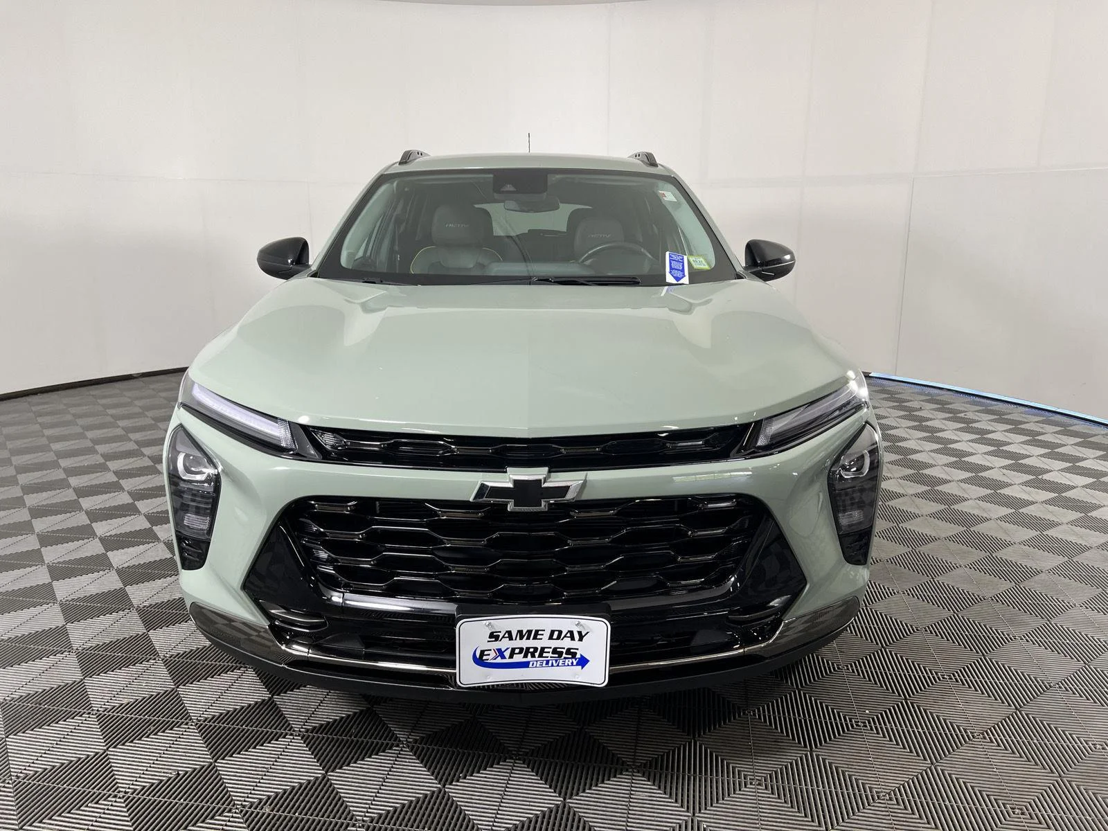 Used 2025 Cacti Green Chevrolet ACTIV image 28