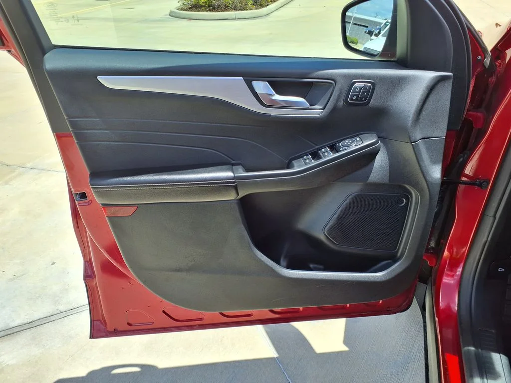 Used 2025 Red Ford Platinum image 14