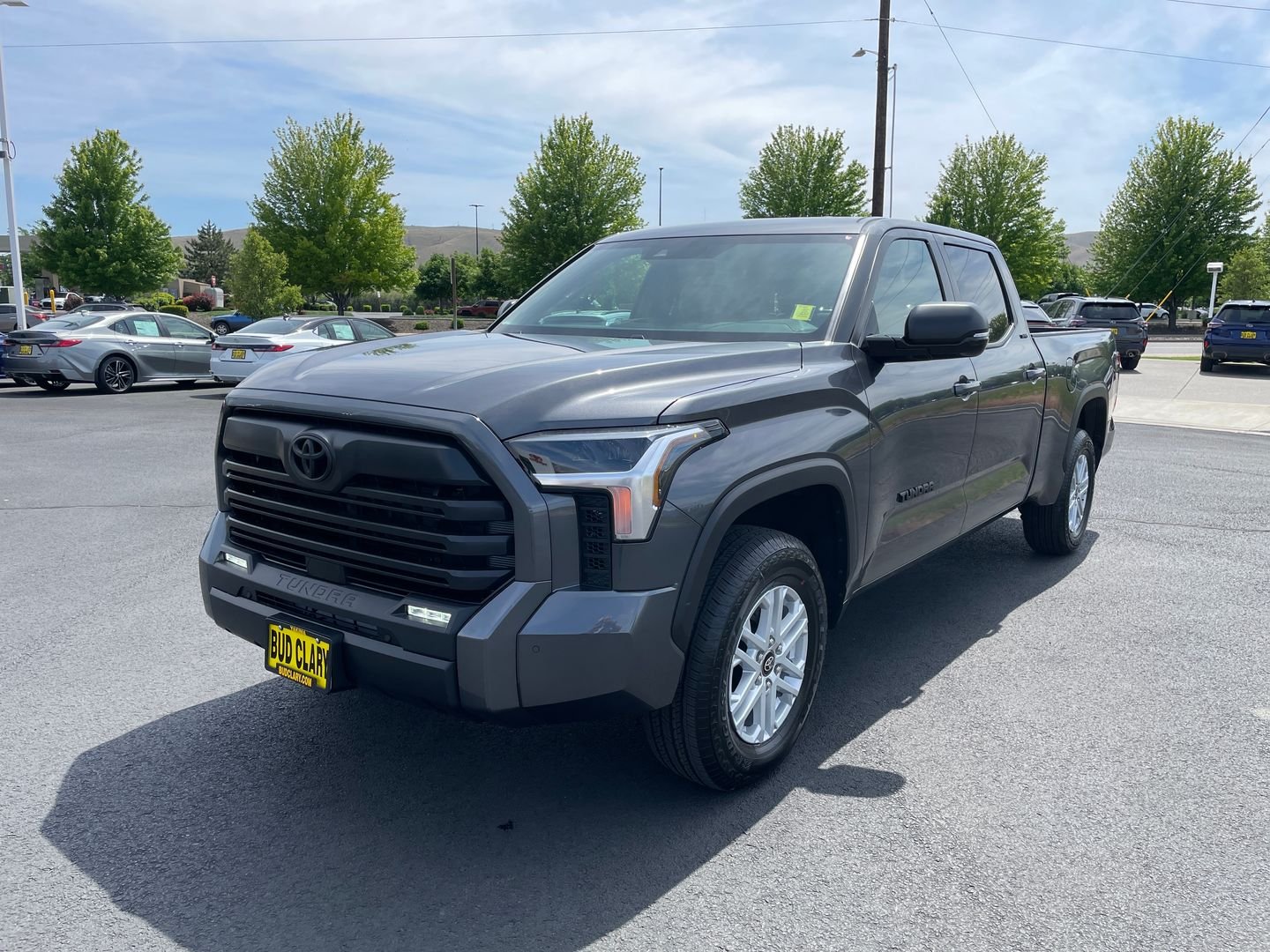 New 2026 Magnetic Gray Metallic Toyota SR5 image 7