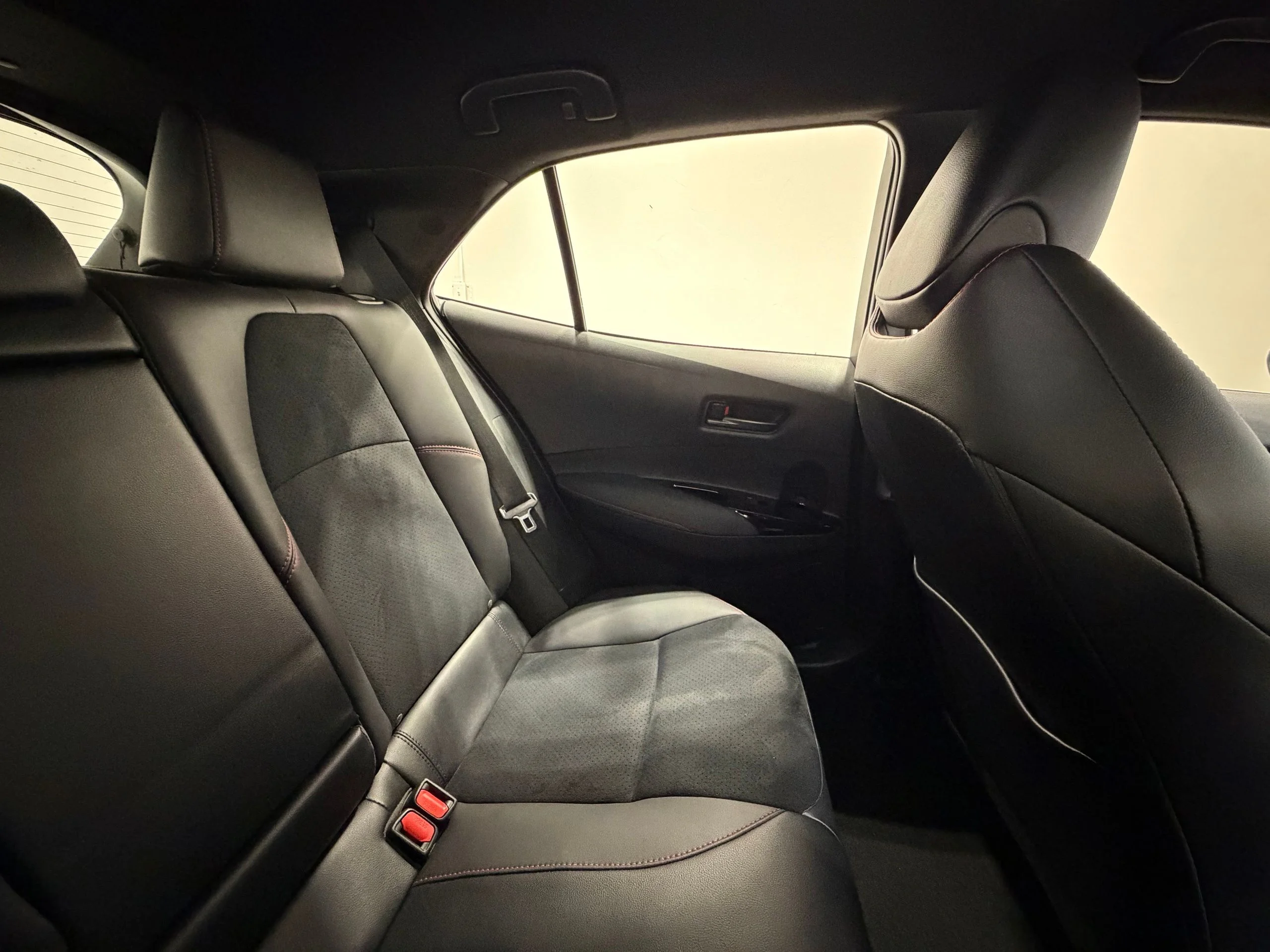 Used 2025 Gray Toyota Premium Plus image 33