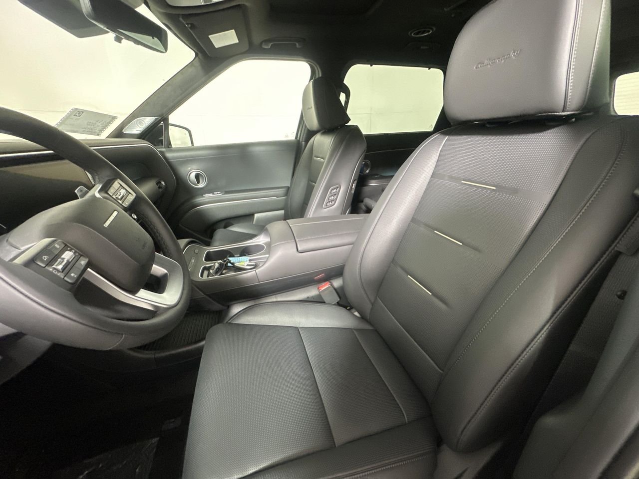 New 2026 Abyss Black Pearl Hyundai Calligraphy AWD image 9